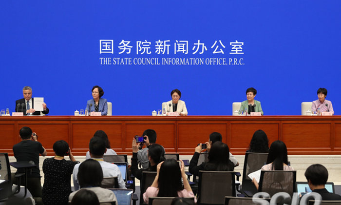 平等_发展_共享：新中国70年妇女事业的发展与进步